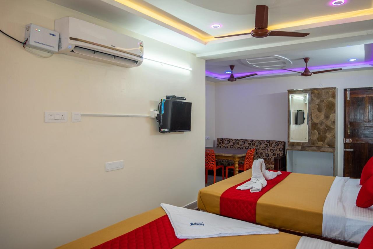 Le Suresh Guest House بونديتْشيري المظهر الخارجي الصورة